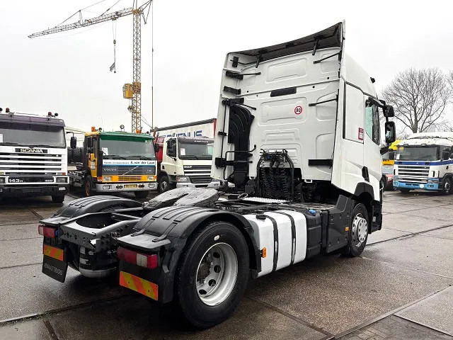 Renault T460 HIGH ROOF 4x2 (EURO 6 / AUTOMATIC GEARBOX / VBI-BRAKE / HYDRAULIC KIT / FRIDGE / AIRCONDITIONING) - Cabeza tractora: foto 3 Renault T460 HIGH ROOF 4x2 (EURO 6 / AUTOMATIC GEARBOX / VBI-BRAKE / HYDRAULIC KIT / FRIDGE / AIRCONDITIONING) - Cabeza tractora: foto 3