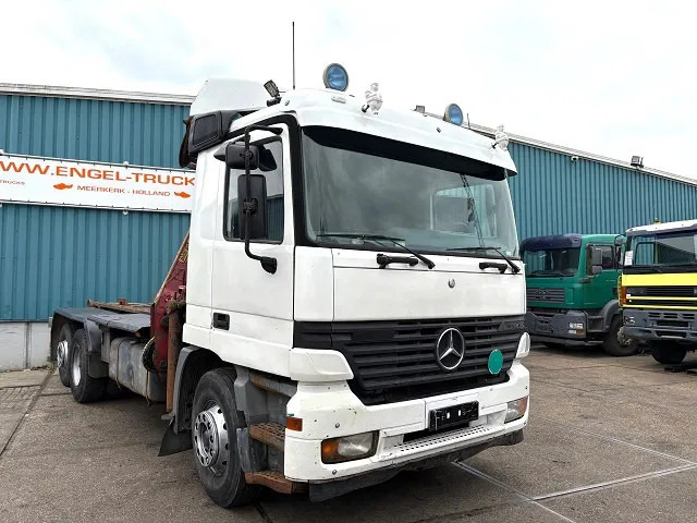 Mercedes-Benz Actros 2540 L 6x2 MP1 WITH V-CRANE & HOOK-ARM SYSTEM (EPS WITH CLUTCH (3 PEDALS) / REDUCTION AXLE / STEEL-/AIR SUSPENSION / P.T. - Camión multibasculante, Camión grúa: foto 2 Mercedes-Benz Actros 2540 L 6x2 MP1 WITH V-CRANE & HOOK-ARM SYSTEM (EPS WITH CLUTCH (3 PEDALS) / REDUCTION AXLE / STEEL-/AIR SUSPENSION / P.T. - Camión multibasculante, Camión grúa: foto 2
