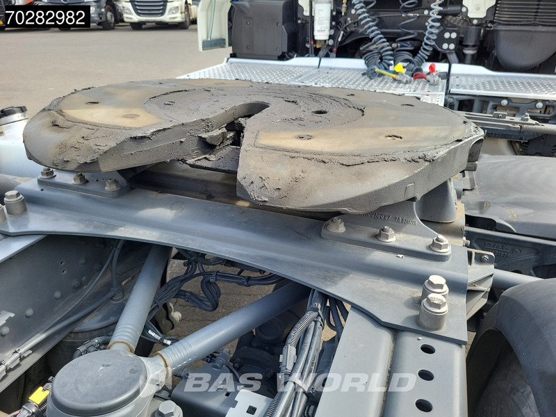 Cabeza tractora DAF XF 530 4X2 SC Retarder ADR Standklima Euro 6: foto 8