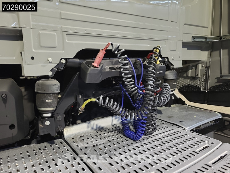 DAF XG+ 530 4X2 Retarder 2xTanks Standklima ACC LED Euro 6 - Cabeza tractora: foto 3 DAF XG+ 530 4X2 Retarder 2xTanks Standklima ACC LED Euro 6 - Cabeza tractora: foto 3