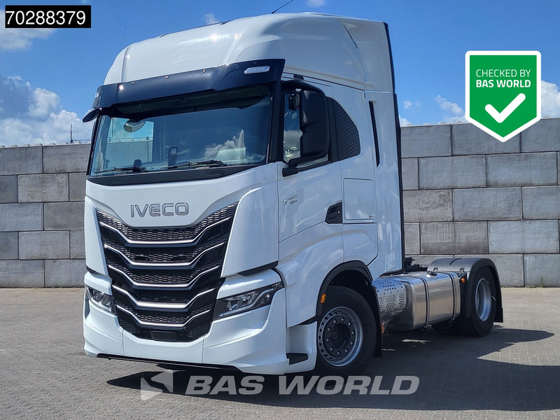 Iveco S-Way 580 4X2 NEW! 2x Tanks Navi ACC Standklima - Cabeza tractora: foto 1 Iveco S-Way 580 4X2 NEW! 2x Tanks Navi ACC Standklima - Cabeza tractora: foto 1