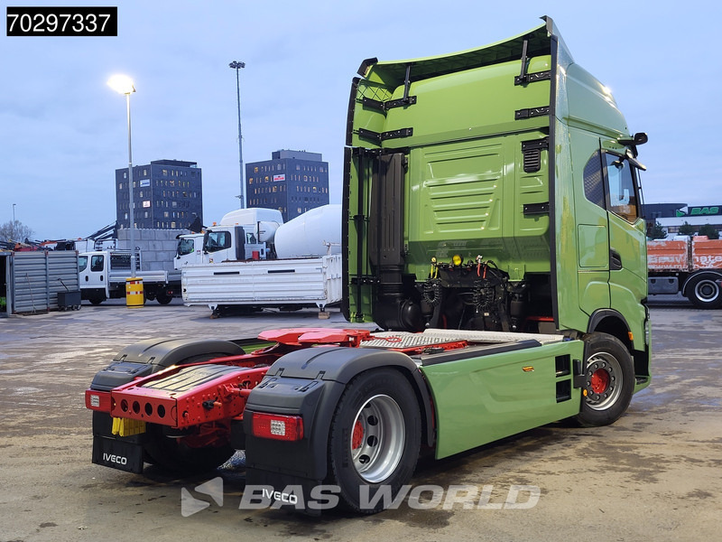 Iveco S-Way 580 4X2 NEW! LED Standklima ACC Navi Euro 6 - Cabeza tractora: foto 5 Iveco S-Way 580 4X2 NEW! LED Standklima ACC Navi Euro 6 - Cabeza tractora: foto 5