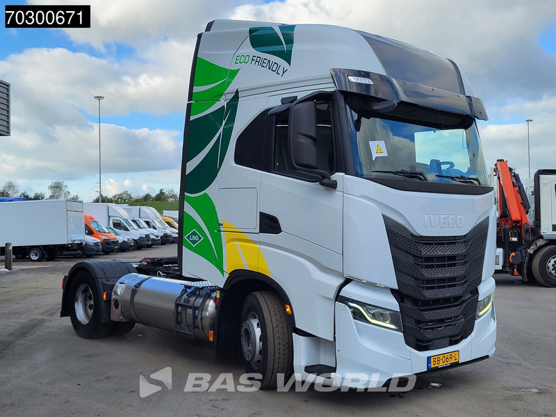 Iveco S-Way NP 460 4X2 LNG! NL-Truck Retarder 2xTanks ACC LED Euro 6 - Cabeza tractora: foto 5 Iveco S-Way NP 460 4X2 LNG! NL-Truck Retarder 2xTanks ACC LED Euro 6 - Cabeza tractora: foto 5