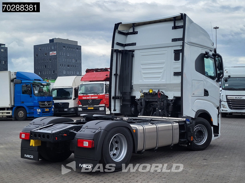 Iveco S-way 580 4X2 Nieuw! 2xTanks Standklima ACC LED Euro 6 - Cabeza tractora: foto 5 Iveco S-way 580 4X2 Nieuw! 2xTanks Standklima ACC LED Euro 6 - Cabeza tractora: foto 5