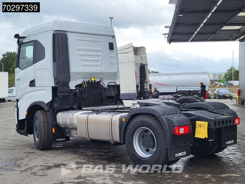 Iveco X-Way 500 4X2 NEW! Retarder Big-Axle Standklima MirrorCam Navi LED ACC Euro 6 - Cabeza tractora: foto 2 Iveco X-Way 500 4X2 NEW! Retarder Big-Axle Standklima MirrorCam Navi LED ACC Euro 6 - Cabeza tractora: foto 2