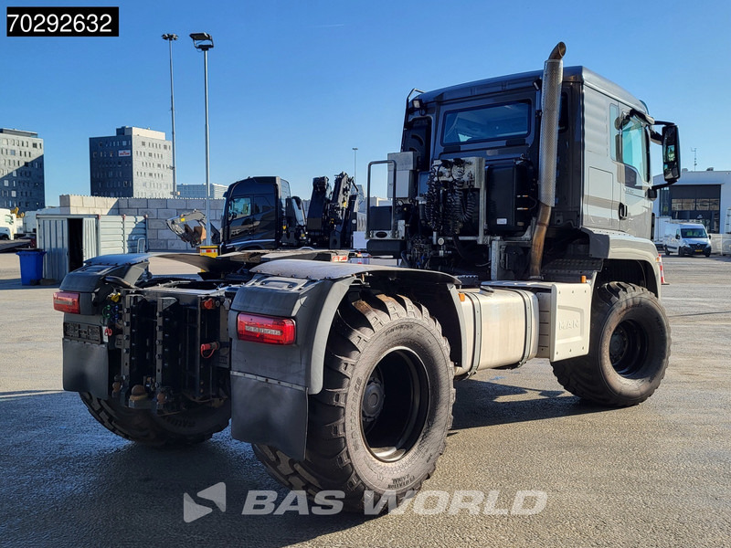 MAN TGS 18.510 4X4 LOF Agrar Demo-Truck! 750/45R526.5 Tyres Hydraulik Euro 6 - Cabeza tractora: foto 5 MAN TGS 18.510 4X4 LOF Agrar Demo-Truck! 750/45R526.5 Tyres Hydraulik Euro 6 - Cabeza tractora: foto 5