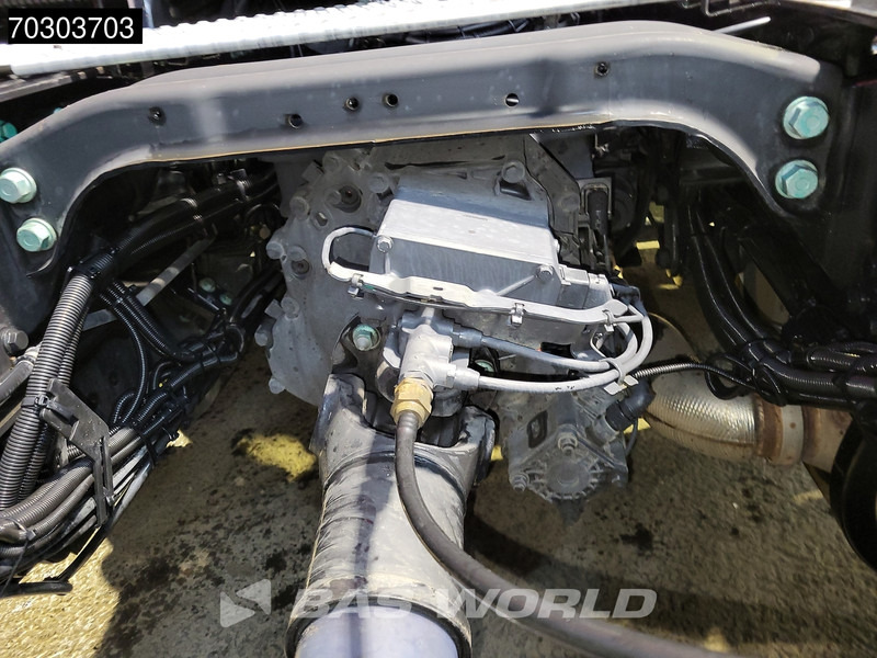 Cabeza tractora MAN TGX 18.500 4X2 XLX 2xTanks Euro6: foto 13 Cabeza tractora MAN TGX 18.500 4X2 XLX 2xTanks Euro6: foto 13