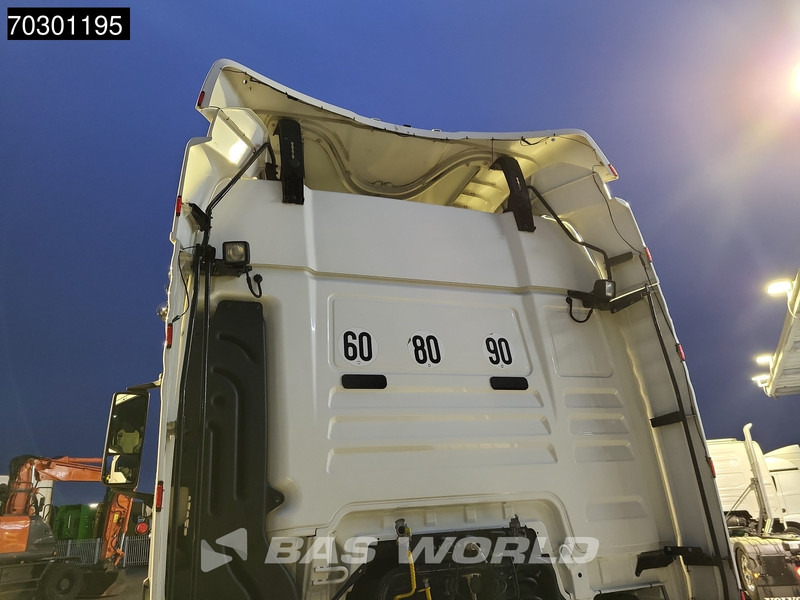 MAN TGX 18.500 4X2 XLX Retarder 2xTanks - Cabeza tractora: foto 5 MAN TGX 18.500 4X2 XLX Retarder 2xTanks - Cabeza tractora: foto 5