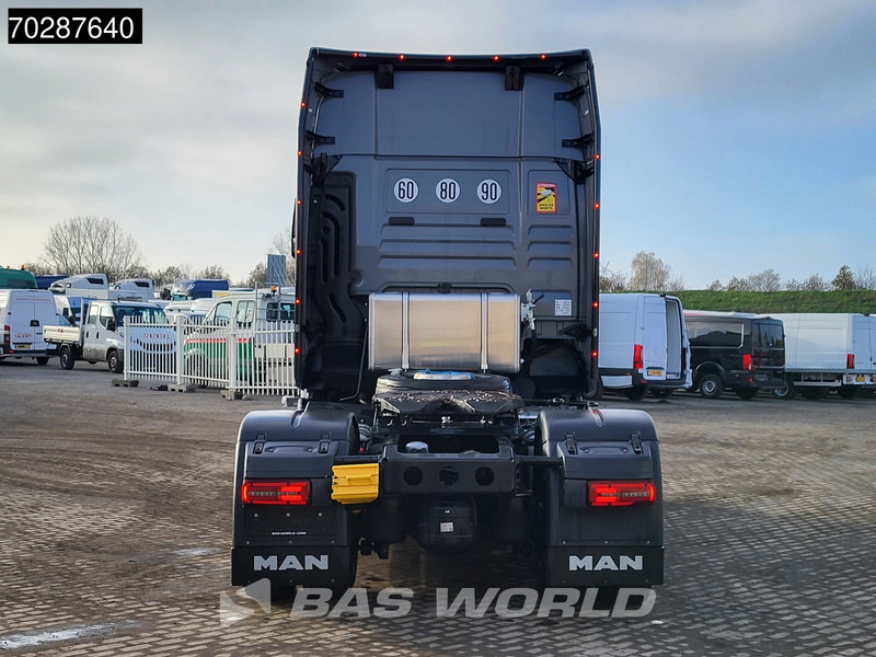 MAN TGX 18.520 4X2 Individual Lion S! New Hydrauliks GX Retarder Full-Air 2x Tanks Navi LED ACC Euro 6 - Cabeza tractora: foto 3 MAN TGX 18.520 4X2 Individual Lion S! New Hydrauliks GX Retarder Full-Air 2x Tanks Navi LED ACC Euro 6 - Cabeza tractora: foto 3