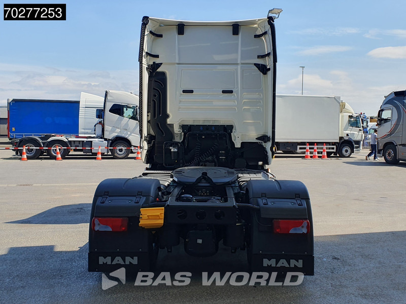 MAN TGX 18.520 4X2 NEW! GX Retarder 2x Tanks Standklima ACC - Cabeza tractora: foto 3 MAN TGX 18.520 4X2 NEW! GX Retarder 2x Tanks Standklima ACC - Cabeza tractora: foto 3