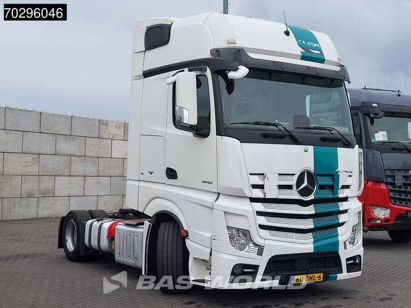 Mercedes-Benz Actros 1842 Actros 4X2 GigaSpace NL-Truck Mega 2xTanks ACC Standklima Euro 6 - Cabeza tractora: foto 3 Mercedes-Benz Actros 1842 Actros 4X2 GigaSpace NL-Truck Mega 2xTanks ACC Standklima Euro 6 - Cabeza tractora: foto 3