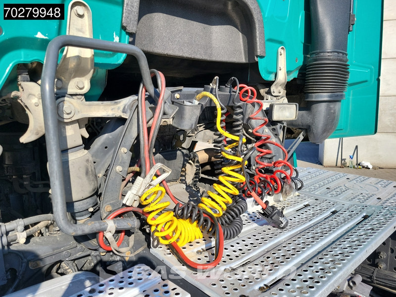 Cabeza tractora Mercedes-Benz Actros 1843 Actros 4X2 StreamSpace Euro 6: foto 10