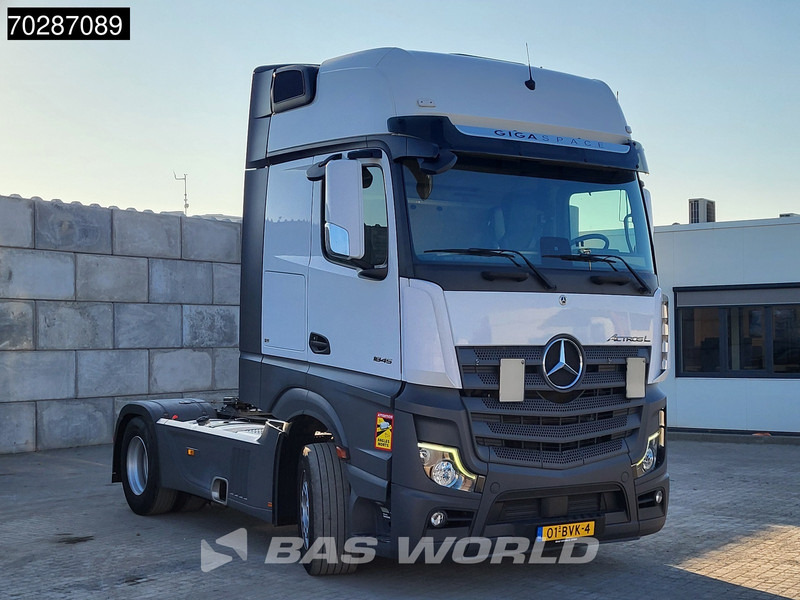 Mercedes-Benz Actros 1845 4X2 NL-Truck Retarder 2xTanks Standklima ACC Navi Euro 6 - Cabeza tractora: foto 3 Mercedes-Benz Actros 1845 4X2 NL-Truck Retarder 2xTanks Standklima ACC Navi Euro 6 - Cabeza tractora: foto 3