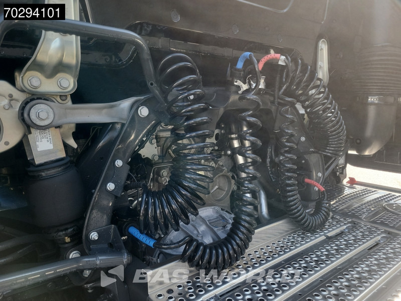 Mercedes-Benz Actros L 1863 4X2 NEW! Retarder Full-Air Leder Standklima 2x Tanks MirrorCam Navi PPC Alcoa's LED Euro 6 - Cabeza tractora: foto 2 Mercedes-Benz Actros L 1863 4X2 NEW! Retarder Full-Air Leder Standklima 2x Tanks MirrorCam Navi PPC Alcoa's LED Euro 6 - Cabeza tractora: foto 2