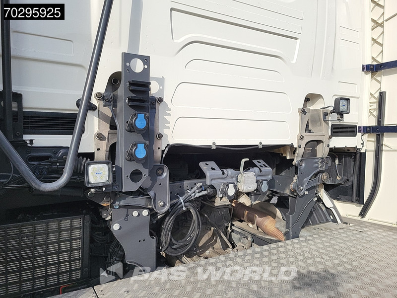 Scania S540 6X2 Retarder Full-Air 2xTanks Standairco Leather ACC LED Navi Euro 6 - Cabeza tractora: foto 2 Scania S540 6X2 Retarder Full-Air 2xTanks Standairco Leather ACC LED Navi Euro 6 - Cabeza tractora: foto 2