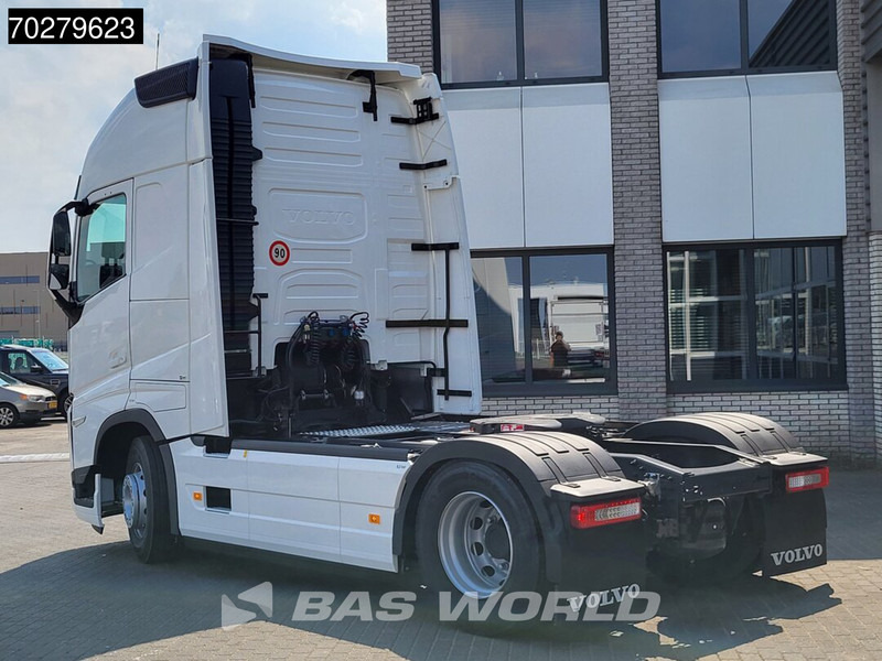 Volvo FH 460 4X2 NEW! XL Leather I-Park LED GSR TC - Cabeza tractora: foto 2 Volvo FH 460 4X2 NEW! XL Leather I-Park LED GSR TC - Cabeza tractora: foto 2