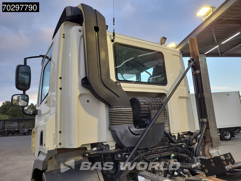 DAF CF 440 6X2 HYVA 22-60-S Hooklift Lift Axle Automatic ACC Euro 6 - Camión multibasculante: foto 5 DAF CF 440 6X2 HYVA 22-60-S Hooklift Lift Axle Automatic ACC Euro 6 - Camión multibasculante: foto 5
