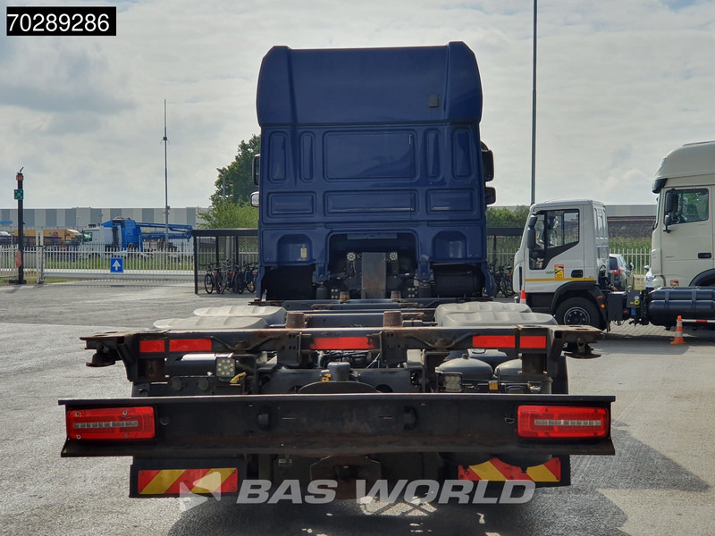 DAF XF 460 XF 6X2 SSC BDF Retarder 2xTanks Liftachse LED ACC - Camión portacontenedore/ Intercambiable: foto 3 DAF XF 460 XF 6X2 SSC BDF Retarder 2xTanks Liftachse LED ACC - Camión portacontenedore/ Intercambiable: foto 3