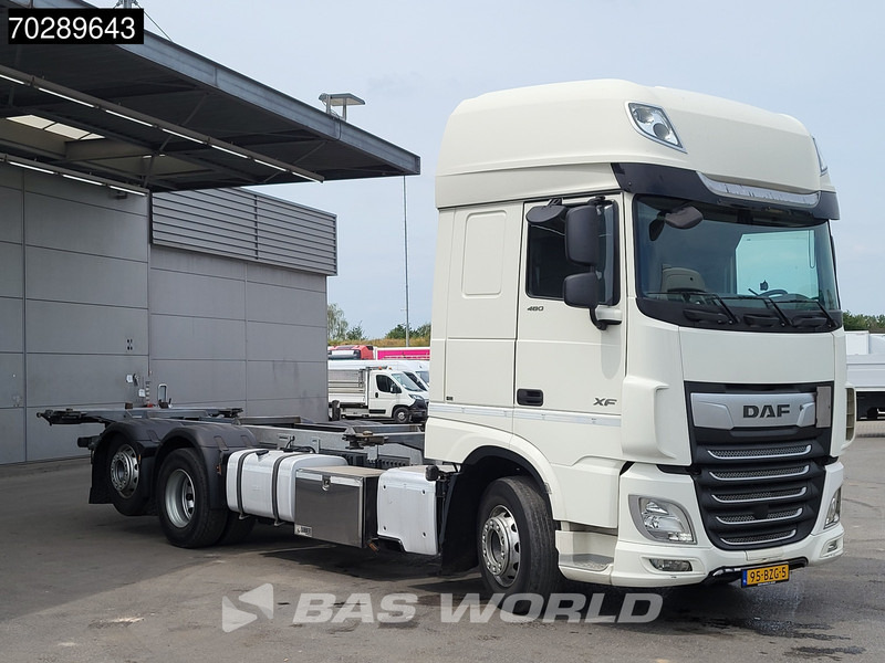 DAF XF 480 XF 6X2 NL-Truck BDF Retarder Liftaxle 2xTanks Automatic ACC Euro 6 - Camión portacontenedore/ Intercambiable: foto 3 DAF XF 480 XF 6X2 NL-Truck BDF Retarder Liftaxle 2xTanks Automatic ACC Euro 6 - Camión portacontenedore/ Intercambiable: foto 3