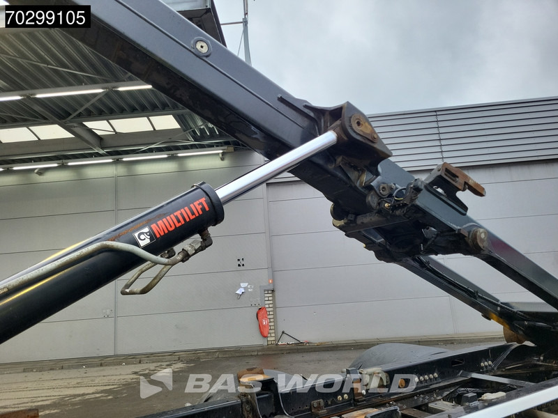 DAF XG 530 6X2 HIAB Multilift ULT21S61-WMITF Lift + Steering Axle Retarder Automatic Euro 6 - Camión multibasculante: foto 3 DAF XG 530 6X2 HIAB Multilift ULT21S61-WMITF Lift + Steering Axle Retarder Automatic Euro 6 - Camión multibasculante: foto 3