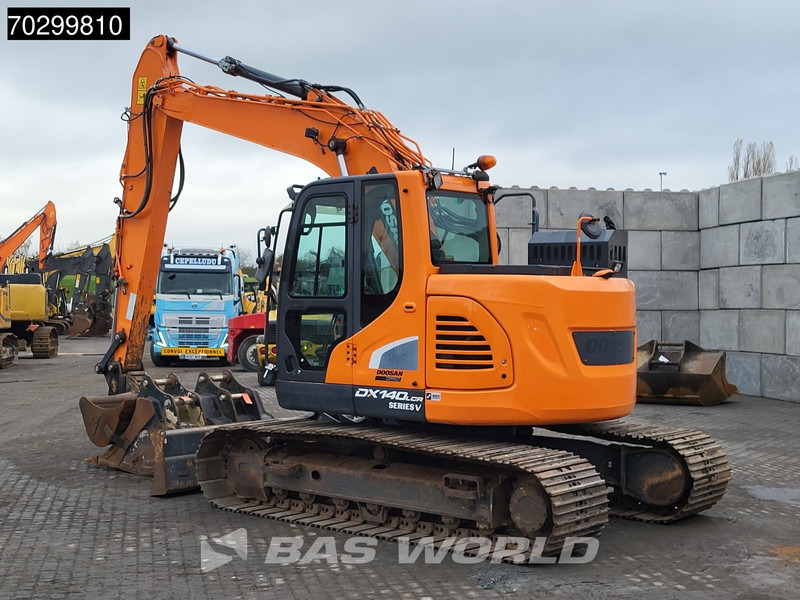 Doosan DX140 LCR-5 BLADE - 3 BUCKETS - Excavadora de cadenas: foto 2 Doosan DX140 LCR-5 BLADE - 3 BUCKETS - Excavadora de cadenas: foto 2