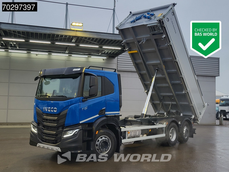 Iveco S-Way 420 6X2 NEW! 17m3 3-way KH kipper Lift+Steering axle Automatic Euro 6 - Camión volquete: foto 1 Iveco S-Way 420 6X2 NEW! 17m3 3-way KH kipper Lift+Steering axle Automatic Euro 6 - Camión volquete: foto 1
