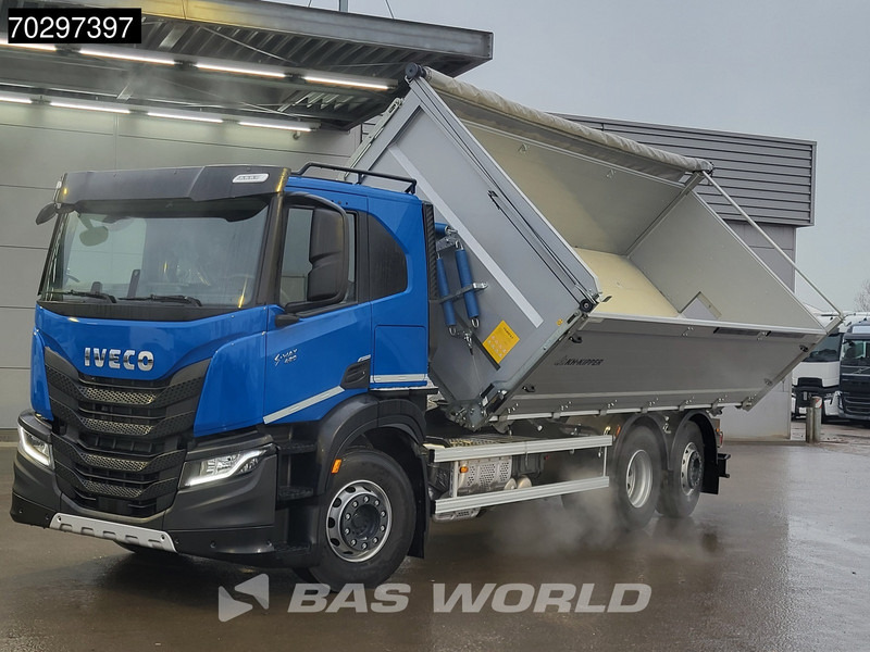 Iveco S-Way 420 6X2 NEW! 17m3 3-way KH kipper Lift+Steering axle Automatic Euro 6 - Camión volquete: foto 3 Iveco S-Way 420 6X2 NEW! 17m3 3-way KH kipper Lift+Steering axle Automatic Euro 6 - Camión volquete: foto 3