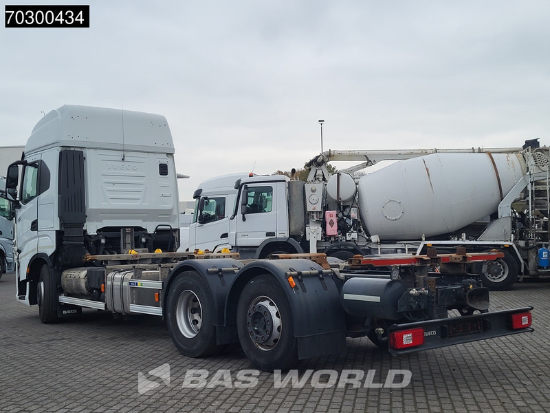 Iveco S-Way 510 6X2 Retarder Full Air Lift Axle BDF Euro 6 - Camión portacontenedore/ Intercambiable: foto 2 Iveco S-Way 510 6X2 Retarder Full Air Lift Axle BDF Euro 6 - Camión portacontenedore/ Intercambiable: foto 2