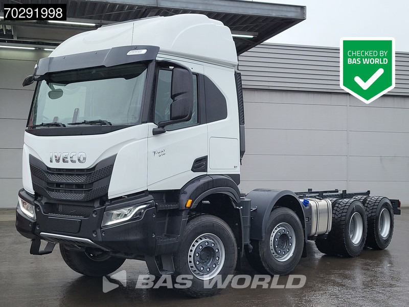 Iveco T-Way 510 8X4 NEW! Retarder Steelsuspension Big-Axle LED Euro 6 - Camión chasis: foto 1 Iveco T-Way 510 8X4 NEW! Retarder Steelsuspension Big-Axle LED Euro 6 - Camión chasis: foto 1