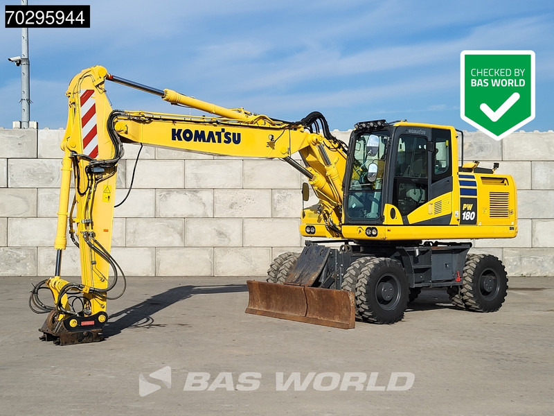Komatsu PW180 -11 - Excavadora de ruedas: foto 1 Komatsu PW180 -11 - Excavadora de ruedas: foto 1