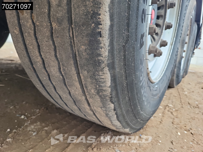 Arrendamiento de Krone Blueeze 3 axles Tailgate Liftachse Ladebordwand Krone Blueeze 3 axles Tailgate Liftachse Ladebordwand: foto 20 Arrendamiento de Krone Blueeze 3 axles Tailgate Liftachse Ladebordwand Krone Blueeze 3 axles Tailgate Liftachse Ladebordwand: foto 20