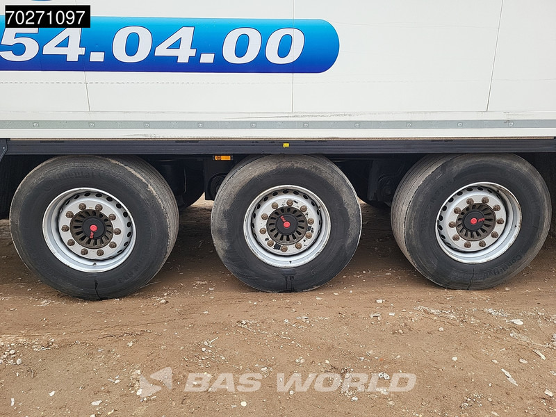 Arrendamiento de Krone Blueeze 3 axles Tailgate Liftachse Ladebordwand Krone Blueeze 3 axles Tailgate Liftachse Ladebordwand: foto 18 Arrendamiento de Krone Blueeze 3 axles Tailgate Liftachse Ladebordwand Krone Blueeze 3 axles Tailgate Liftachse Ladebordwand: foto 18