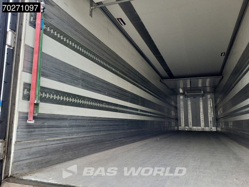 Arrendamiento de Krone Blueeze 3 axles Tailgate Liftachse Ladebordwand Krone Blueeze 3 axles Tailgate Liftachse Ladebordwand: foto 12 Arrendamiento de Krone Blueeze 3 axles Tailgate Liftachse Ladebordwand Krone Blueeze 3 axles Tailgate Liftachse Ladebordwand: foto 12