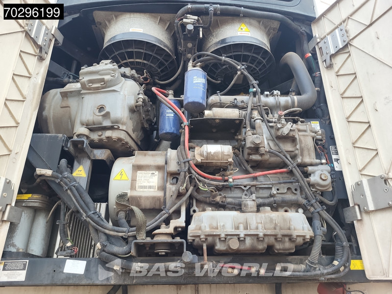 Arrendamiento de Krone Carrier Vector 1950 MT 3 axles Krone Carrier Vector 1950 MT 3 axles: foto 15