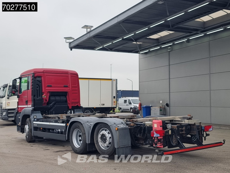 MAN TGS 26.320 6X2 ADR Lift+lenk asche Euro 6 - Camión portacontenedore/ Intercambiable: foto 2 MAN TGS 26.320 6X2 ADR Lift+lenk asche Euro 6 - Camión portacontenedore/ Intercambiable: foto 2
