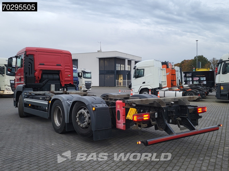 MAN TGS 26.320 TGS 6X2 ADR BDF Lift + Steering Axle Euro 6 - Camión portacontenedore/ Intercambiable: foto 2 MAN TGS 26.320 TGS 6X2 ADR BDF Lift + Steering Axle Euro 6 - Camión portacontenedore/ Intercambiable: foto 2