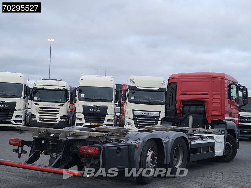 MAN TGS 26.320 TGS 6X2 ADR BDF Lift + Steering Axle Euro 6 - Camión portacontenedore/ Intercambiable: foto 5 MAN TGS 26.320 TGS 6X2 ADR BDF Lift + Steering Axle Euro 6 - Camión portacontenedore/ Intercambiable: foto 5