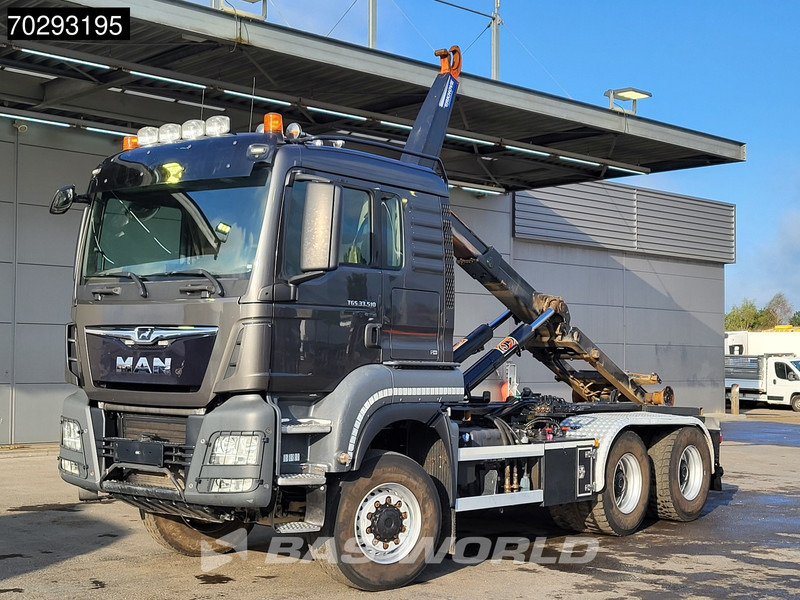 MAN TGS 33.510 TGS 6X6 20t AJK hooklift with 5th wheel Wechselsystem Retarder Automatic Euro 6 - Camión multibasculante: foto 5 MAN TGS 33.510 TGS 6X6 20t AJK hooklift with 5th wheel Wechselsystem Retarder Automatic Euro 6 - Camión multibasculante: foto 5