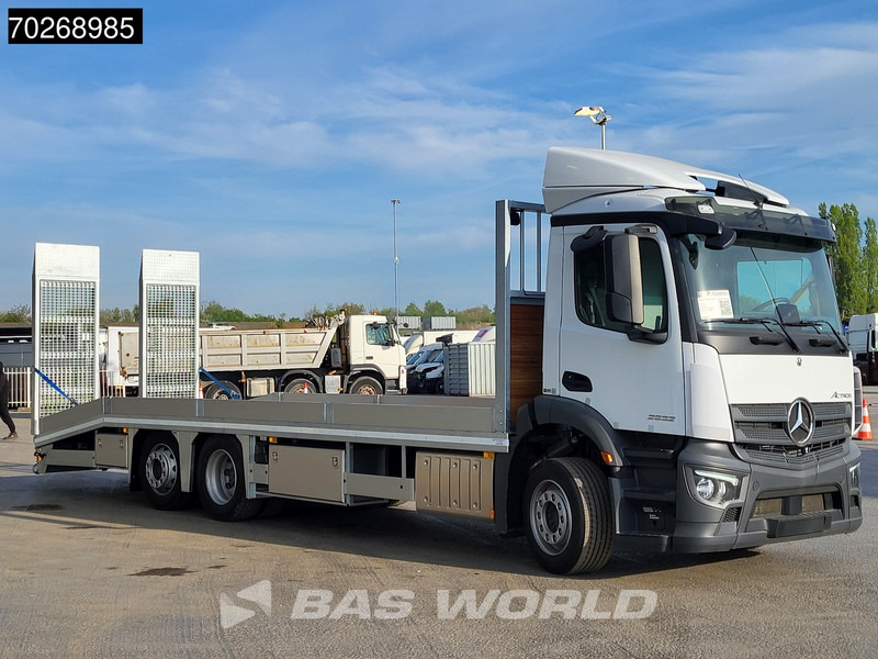 Mercedes-Benz Actros 2532 6X2 NEW! Machine tansporter Oprijwagen Lenkachse Navi Euro 6 - Camión portavehículos: foto 3 Mercedes-Benz Actros 2532 6X2 NEW! Machine tansporter Oprijwagen Lenkachse Navi Euro 6 - Camión portavehículos: foto 3