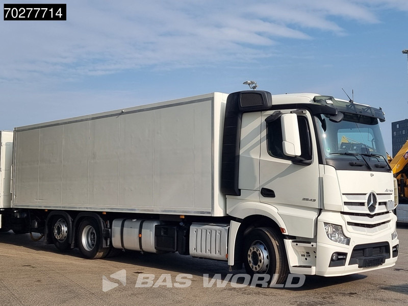 Mercedes-Benz Actros 2543 6X2 2000kg Ladebordwand Retarder Lift+Lenkachse Navi Automatic Euro 6 - Camión caja cerrada: foto 3 Mercedes-Benz Actros 2543 6X2 2000kg Ladebordwand Retarder Lift+Lenkachse Navi Automatic Euro 6 - Camión caja cerrada: foto 3
