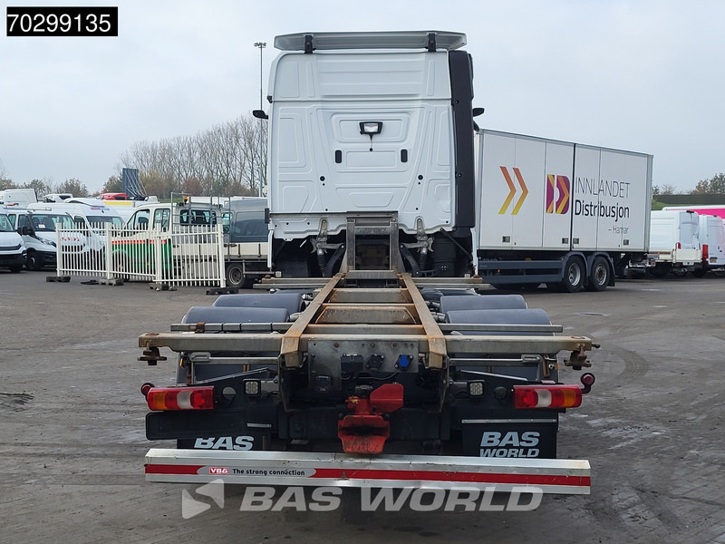 Mercedes-Benz Actros 2553 Actros 6X2 Full Air Retarder Lift Axle Euro 6 - Camión portacontenedore/ Intercambiable: foto 3 Mercedes-Benz Actros 2553 Actros 6X2 Full Air Retarder Lift Axle Euro 6 - Camión portacontenedore/ Intercambiable: foto 3