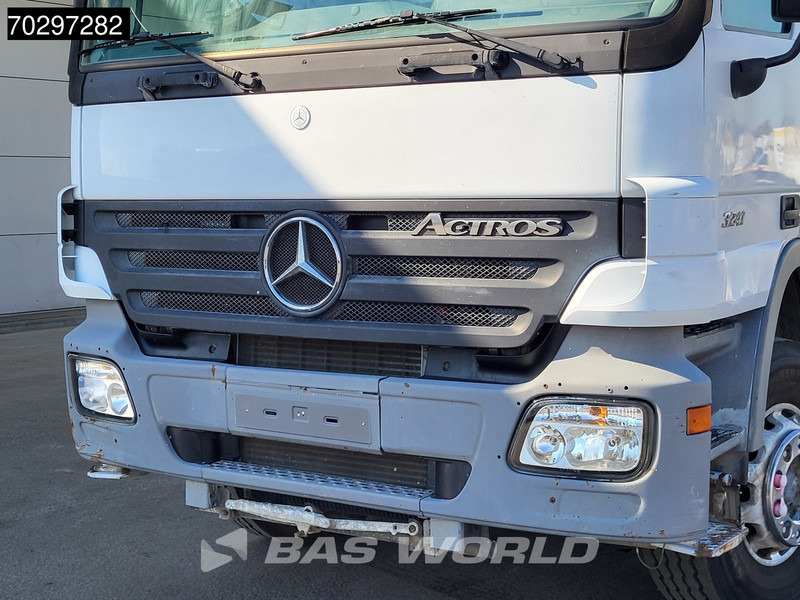 Arrendamiento de Mercedes-Benz Actros 3241 8X4 Mecbo PUMI incomplete Seelsuspension Big-Axle Euro 3 Mercedes-Benz Actros 3241 8X4 Mecbo PUMI incomplete Seelsuspension Big-Axle Euro 3: foto 10 Arrendamiento de Mercedes-Benz Actros 3241 8X4 Mecbo PUMI incomplete Seelsuspension Big-Axle Euro 3 Mercedes-Benz Actros 3241 8X4 Mecbo PUMI incomplete Seelsuspension Big-Axle Euro 3: foto 10