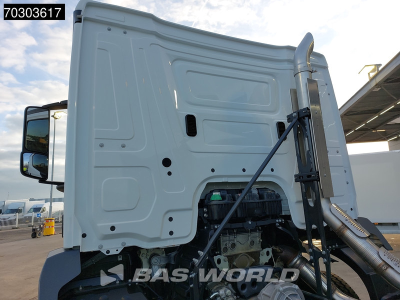 Mercedes-Benz Arocs 3340 6X4 NEW EURO 5 Chassis Steel Suspension Big-Axle Automatic - Camión chasis: foto 5 Mercedes-Benz Arocs 3340 6X4 NEW EURO 5 Chassis Steel Suspension Big-Axle Automatic - Camión chasis: foto 5