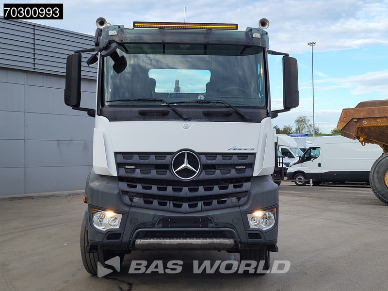Camión multibasculante Mercedes-Benz Arocs 3342 6X4 HYVA 26-62-S Hooklift Big-Axle Automatic Euro 6: foto 10