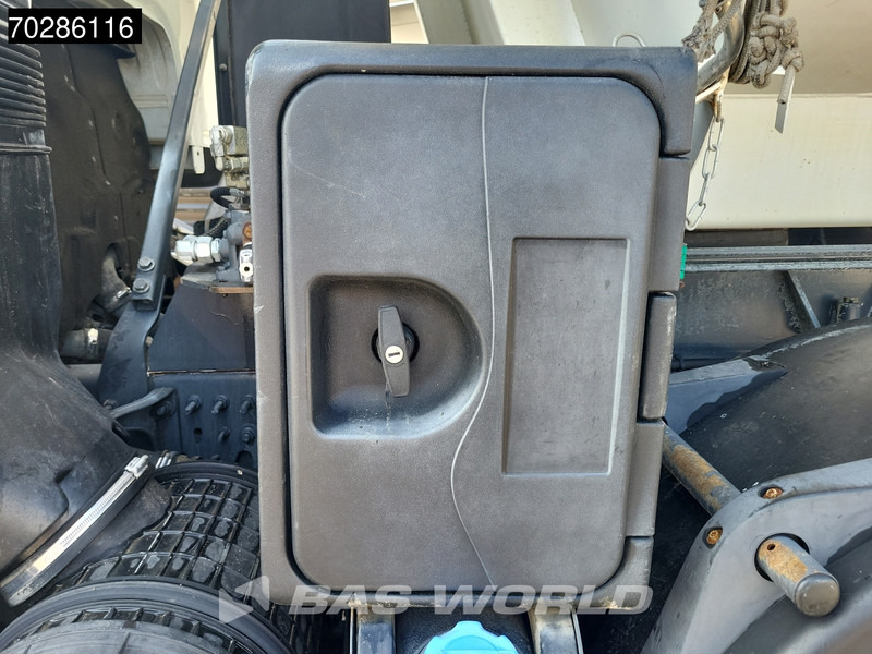 Arrendamiento de Renault Kerax 430 8X4 16m3 tipper Retarder Big-Axle steel suspension automatic Euro 5 Renault Kerax 430 8X4 16m3 tipper Retarder Big-Axle steel suspension automatic Euro 5: foto 15 Arrendamiento de Renault Kerax 430 8X4 16m3 tipper Retarder Big-Axle steel suspension automatic Euro 5 Renault Kerax 430 8X4 16m3 tipper Retarder Big-Axle steel suspension automatic Euro 5: foto 15