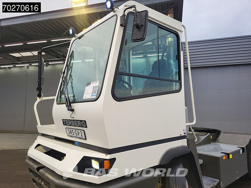 Terberg YT182 4X2 - Tractor industrial: foto 2 Terberg YT182 4X2 - Tractor industrial: foto 2