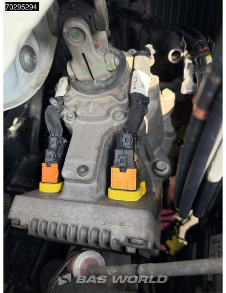 Camión caja abierta, Camión grúa Volvo FH 500 FH 6X4 Full-Air Liftachse HMF 2820K-RCS Crane+JIB Remote Control I-ParkCool VDS LED Kran: foto 19 Camión caja abierta, Camión grúa Volvo FH 500 FH 6X4 Full-Air Liftachse HMF 2820K-RCS Crane+JIB Remote Control I-ParkCool VDS LED Kran: foto 19