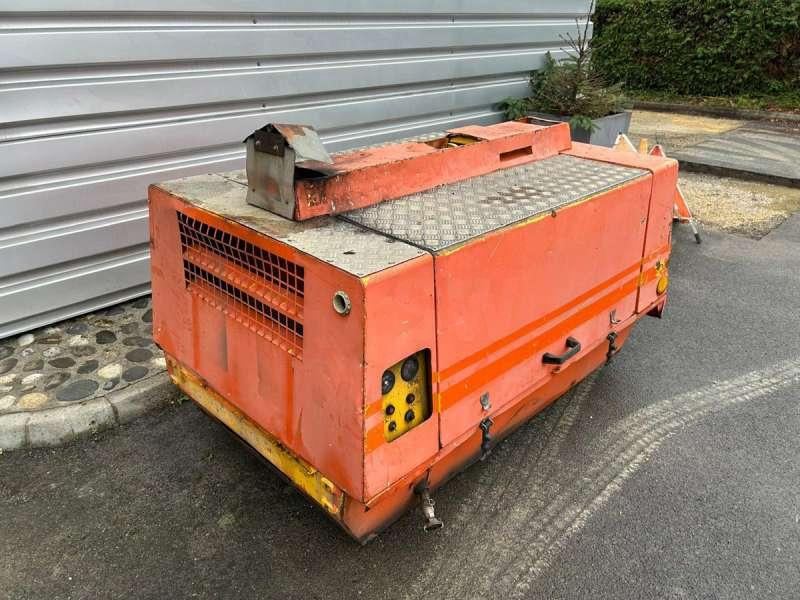 Atlas copco XAS55DD - Compresor de aire: foto 3 Atlas copco XAS55DD - Compresor de aire: foto 3