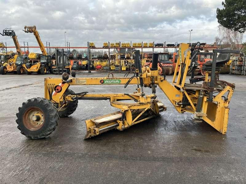 Ausa Niveleuse OP NV2500 - Grader: foto 4 Ausa Niveleuse OP NV2500 - Grader: foto 4