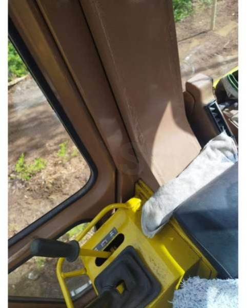 Arrendamiento de Caterpillar 963 Caterpillar 963: foto 8